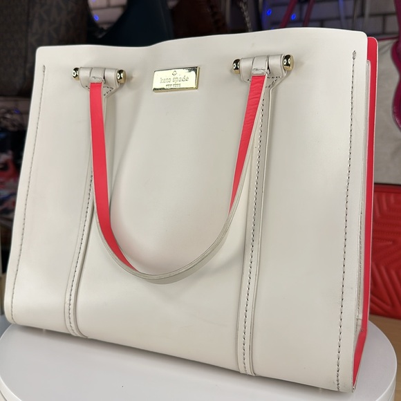 kate spade Handbags - 💥KATE SPADE - GE602 13x10
